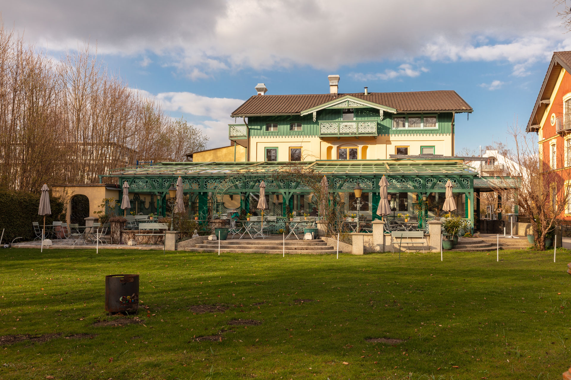 Café Bihler Bad Aibling Terrasse am Kurpark